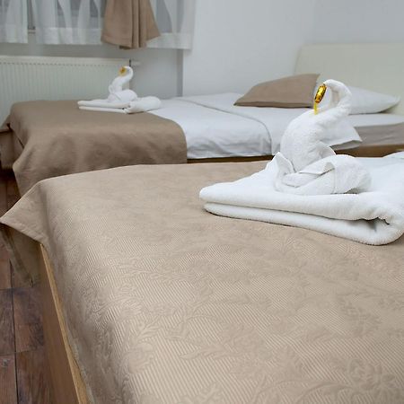 Guesthouse Dubai 자그레브 외부 사진