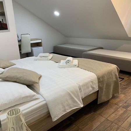 Guesthouse Dubai 자그레브 외부 사진