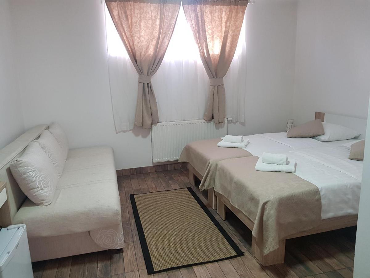 Guesthouse Dubai 자그레브 외부 사진
