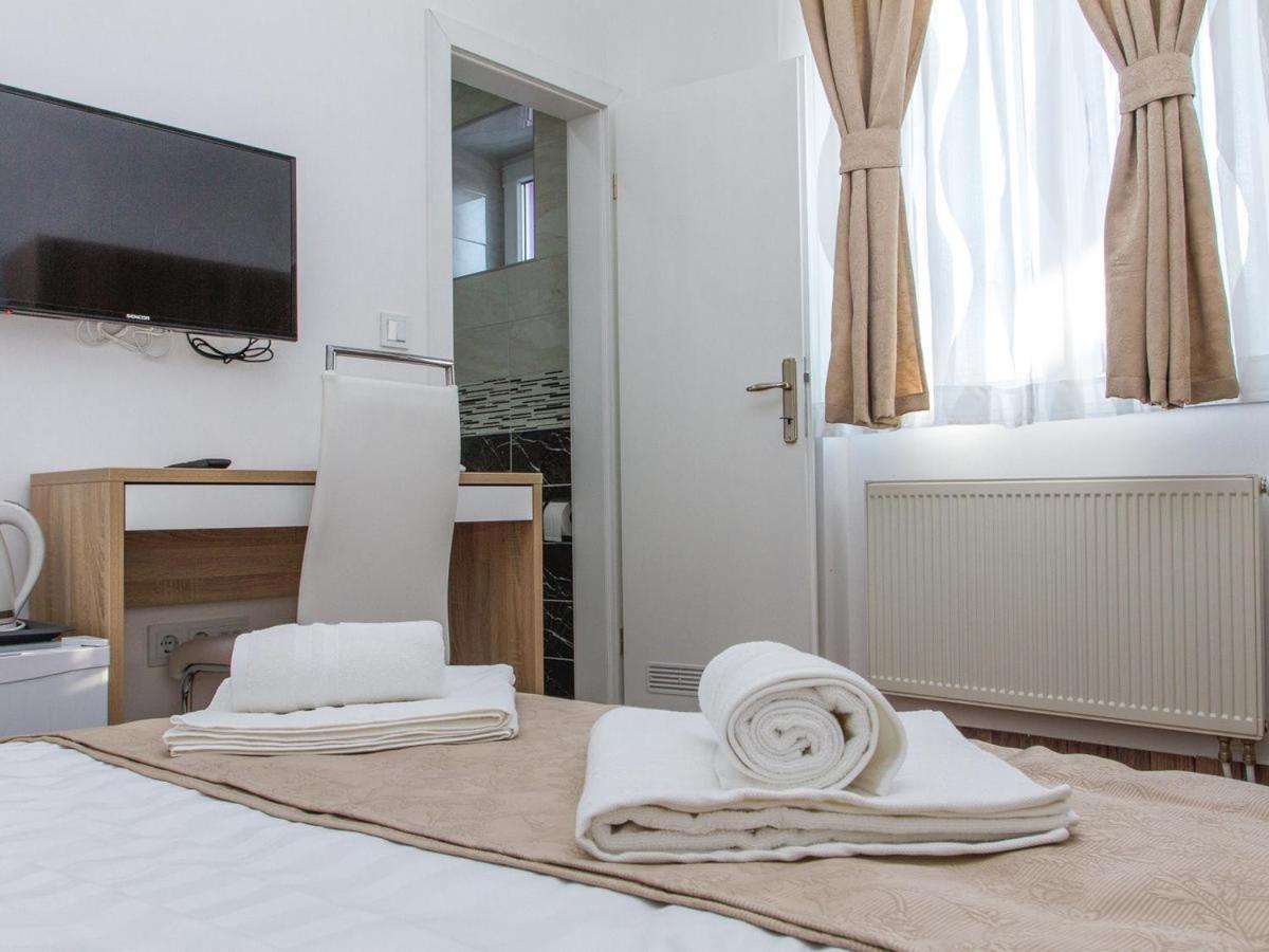 Guesthouse Dubai 자그레브 외부 사진