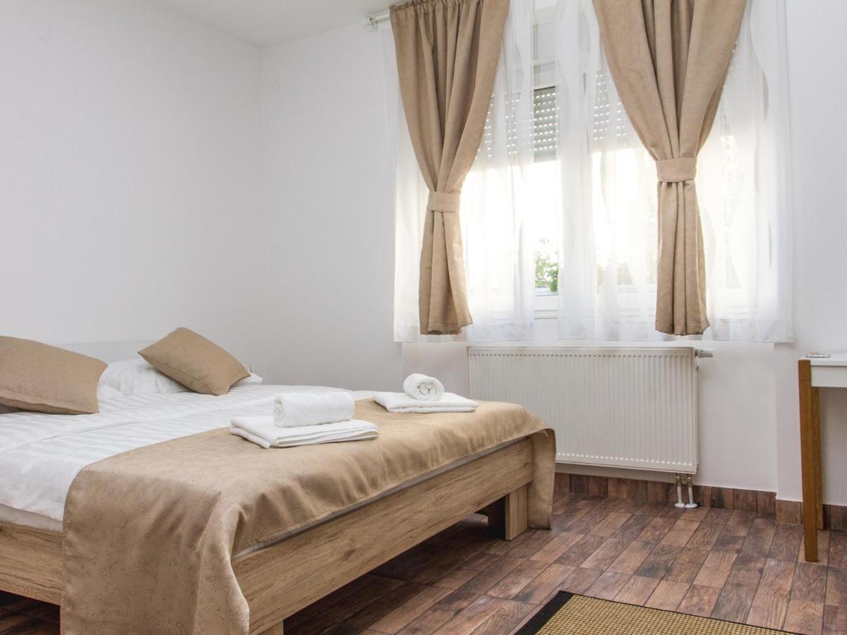 Guesthouse Dubai 자그레브 외부 사진